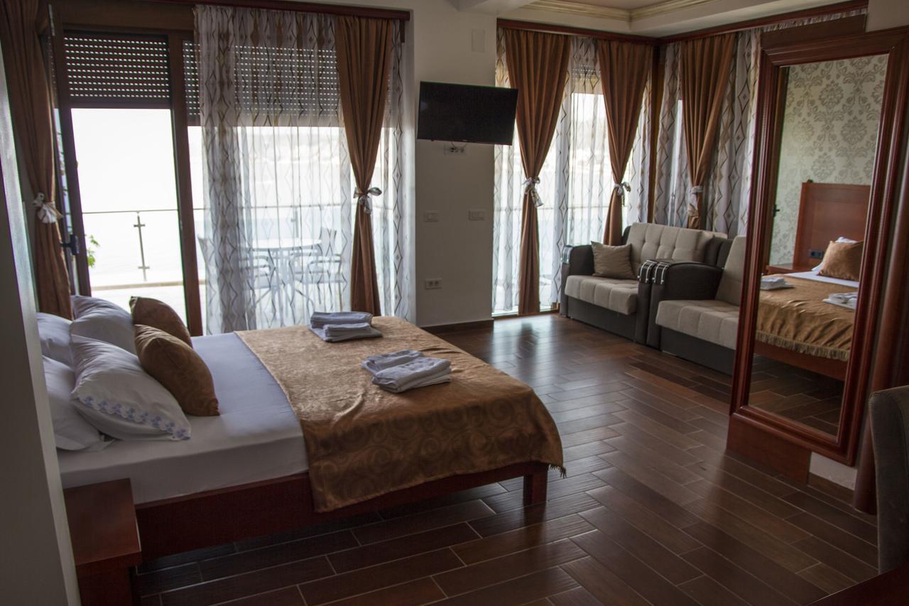 Hotel Velkom 수토모레 외부 사진